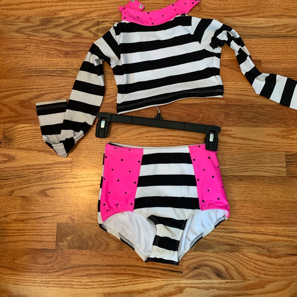 2 piece dance costume